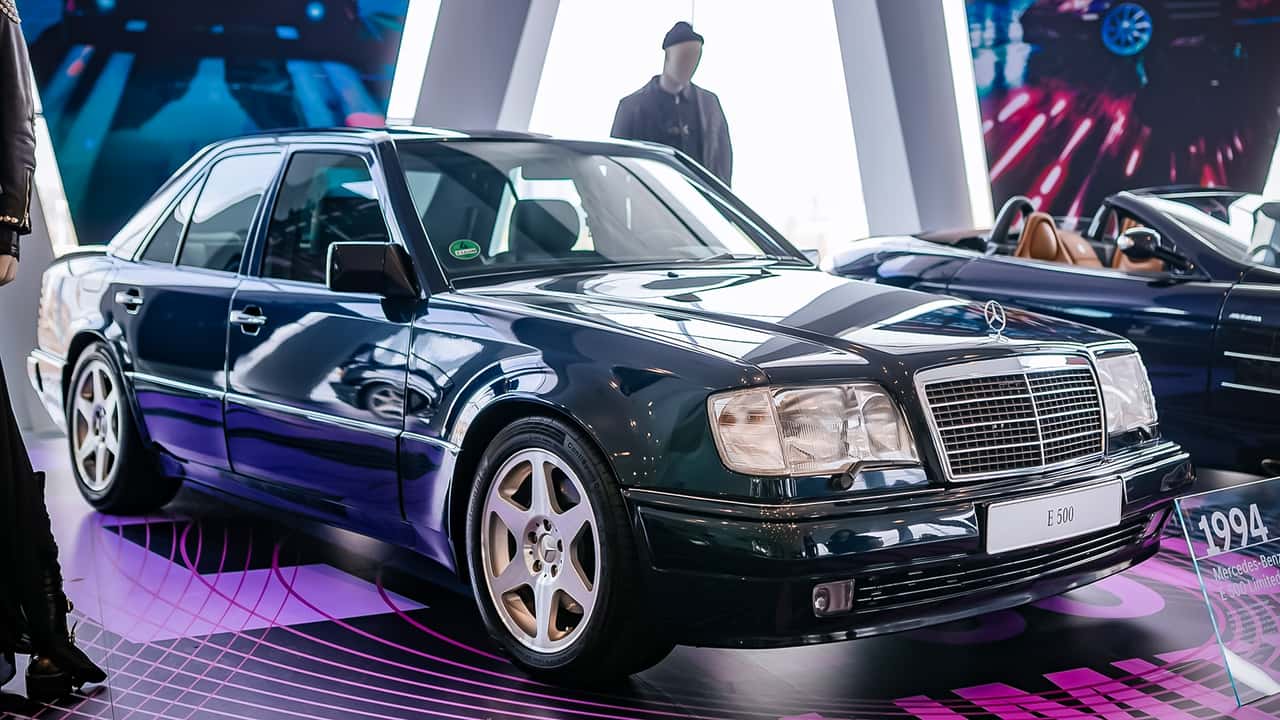Mercedes E 500 Limited: Letztes Exemplar parkt im Werksmuseum