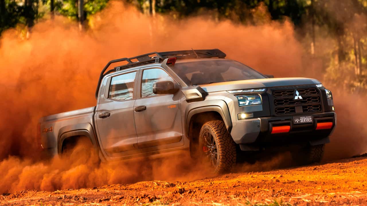 Mitsubishi lança Triton Savana Sertões como edição comemorativa ao maior rali das Américas