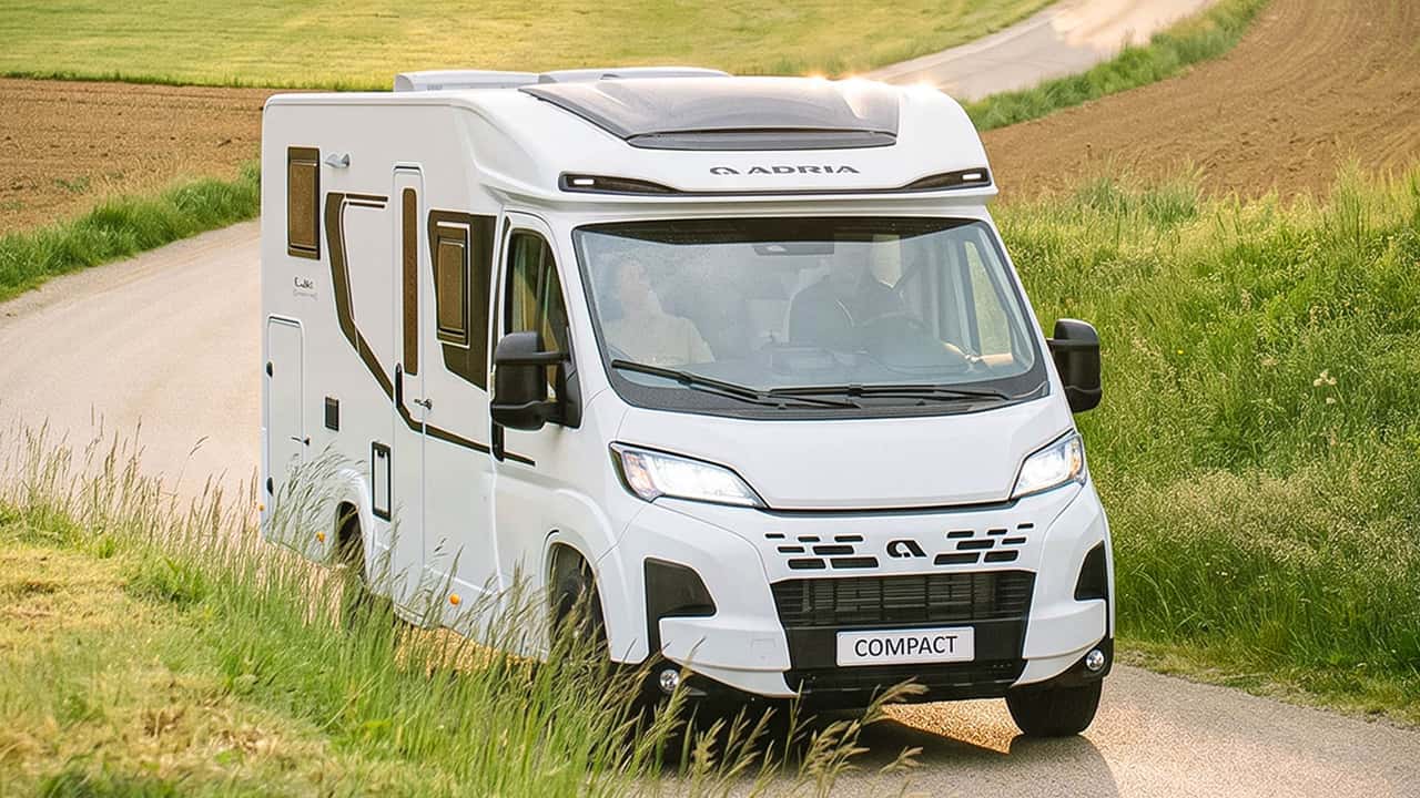 Adria Compact Select (2026)
