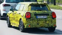 Mini Cooper 5-Türer (2024) als Erlkönig erwischt