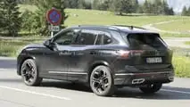 Neuer VW Tiguan R-Line (2023) als Erlkönig