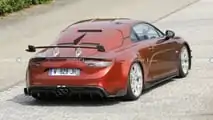 Le foto spia di una nuova versione dell'Alpine A110
