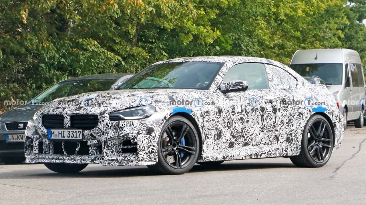 BMW M2 CS Spied Riding Low With New Front Spoiler