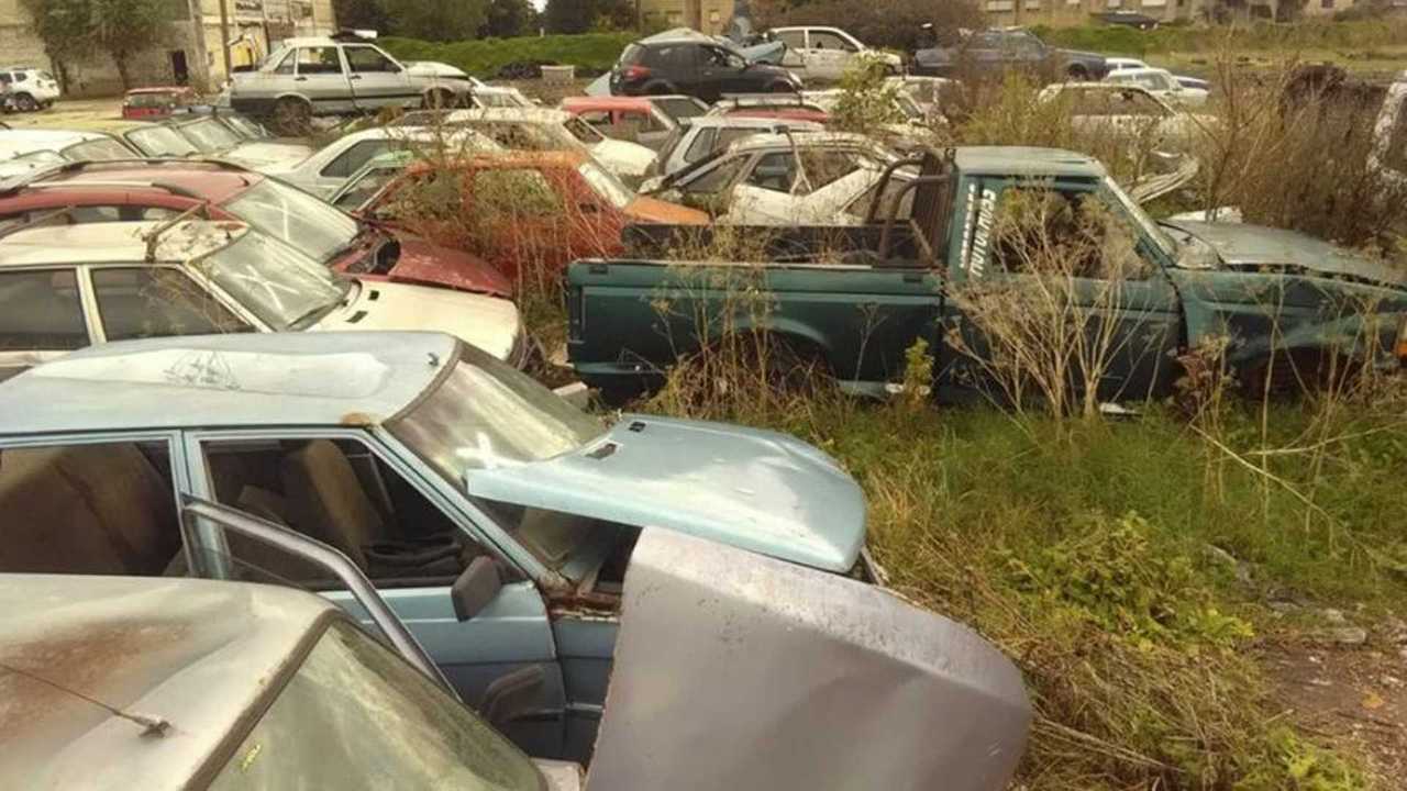 Los autos en desuso generan un daño para el medioambiente.