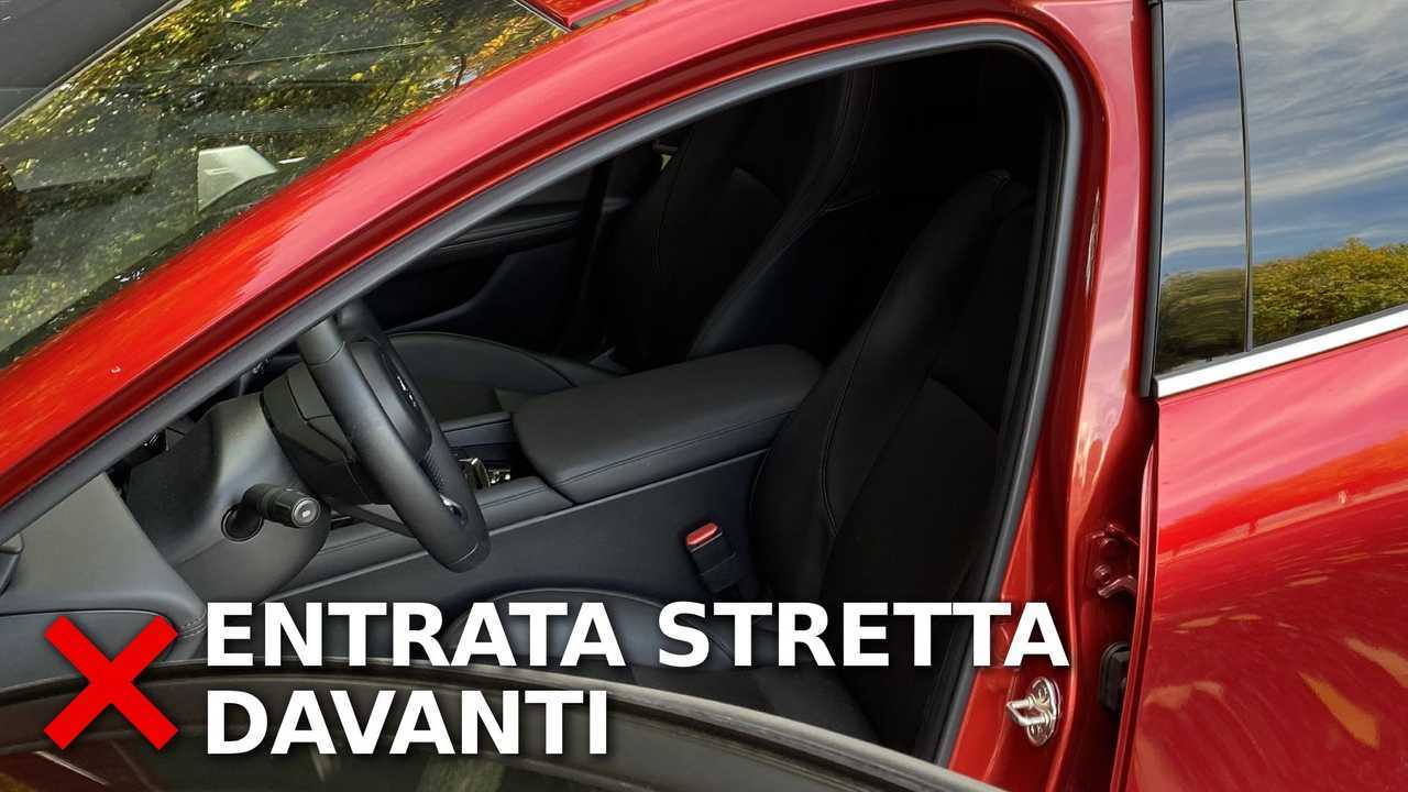 Foto - Mazda3 Exclusive 2.0 e-SkyActiv X 6MT (2022), Pro & Contro