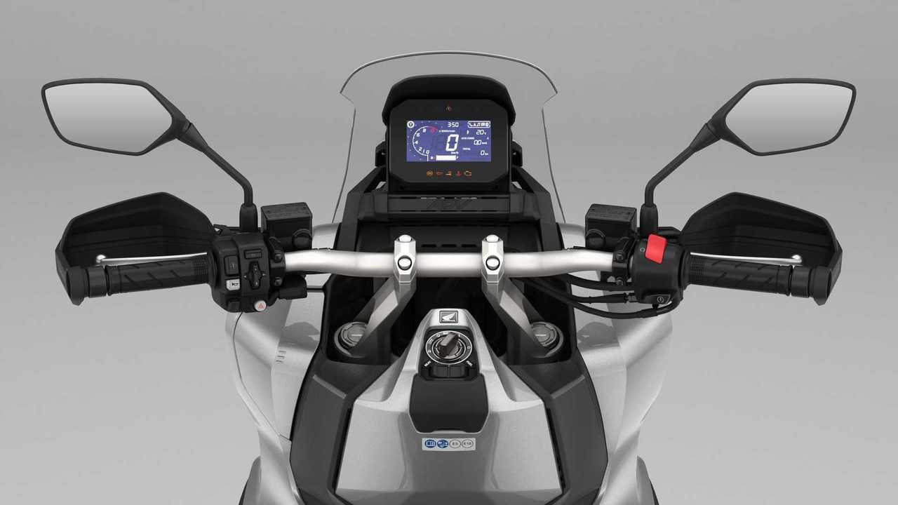 Honda ADV 350 2022 - painel
