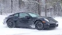 Porsche 911 Non-Turbo Facelift Side View Spy Photo