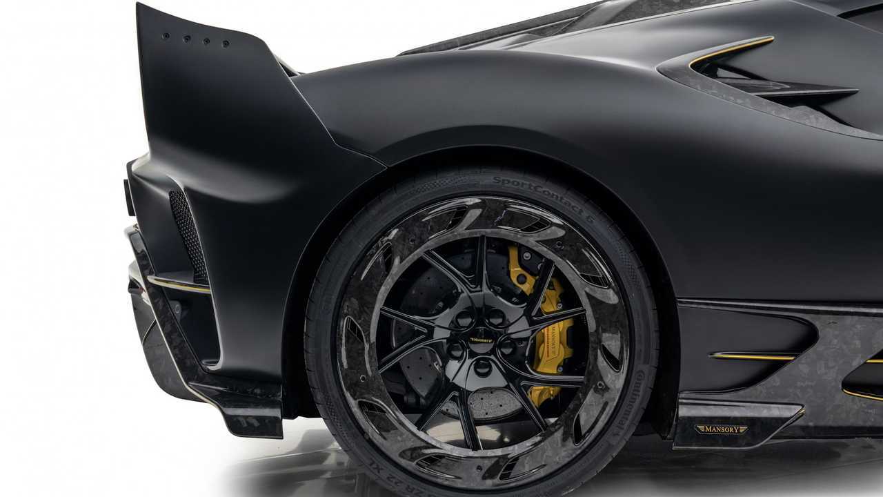 Ferrari SF90 di Mansory