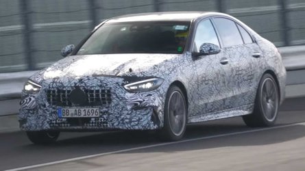 Mercedes-AMG C43'ün halefi uzun bir aradan sonra görüntülendi