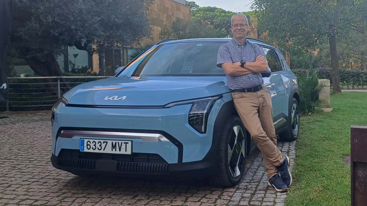 Kia EV3 in Basisoptik mit Autor Stefan Leichsenring