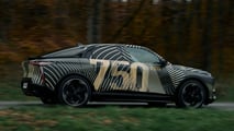 DS 8 E-Tense (2025) mit etwas Tarnung