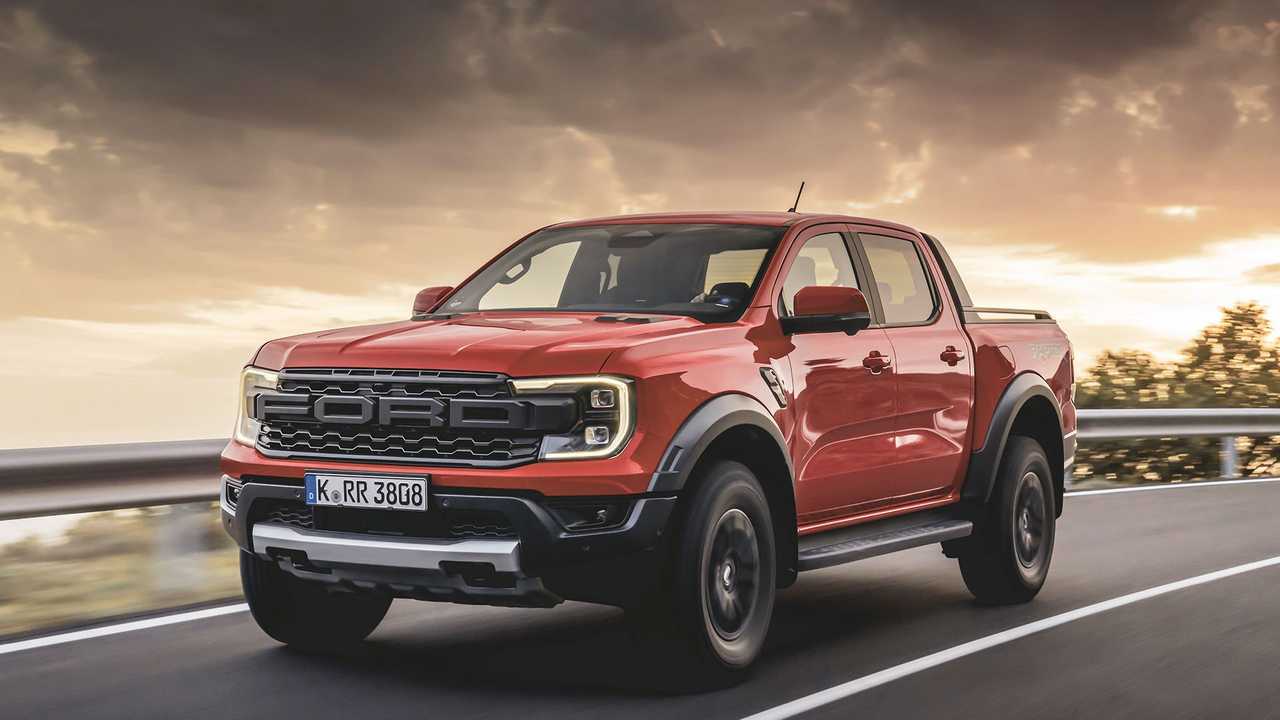 Ford Ranger Raptor 2023, la prova in Europa