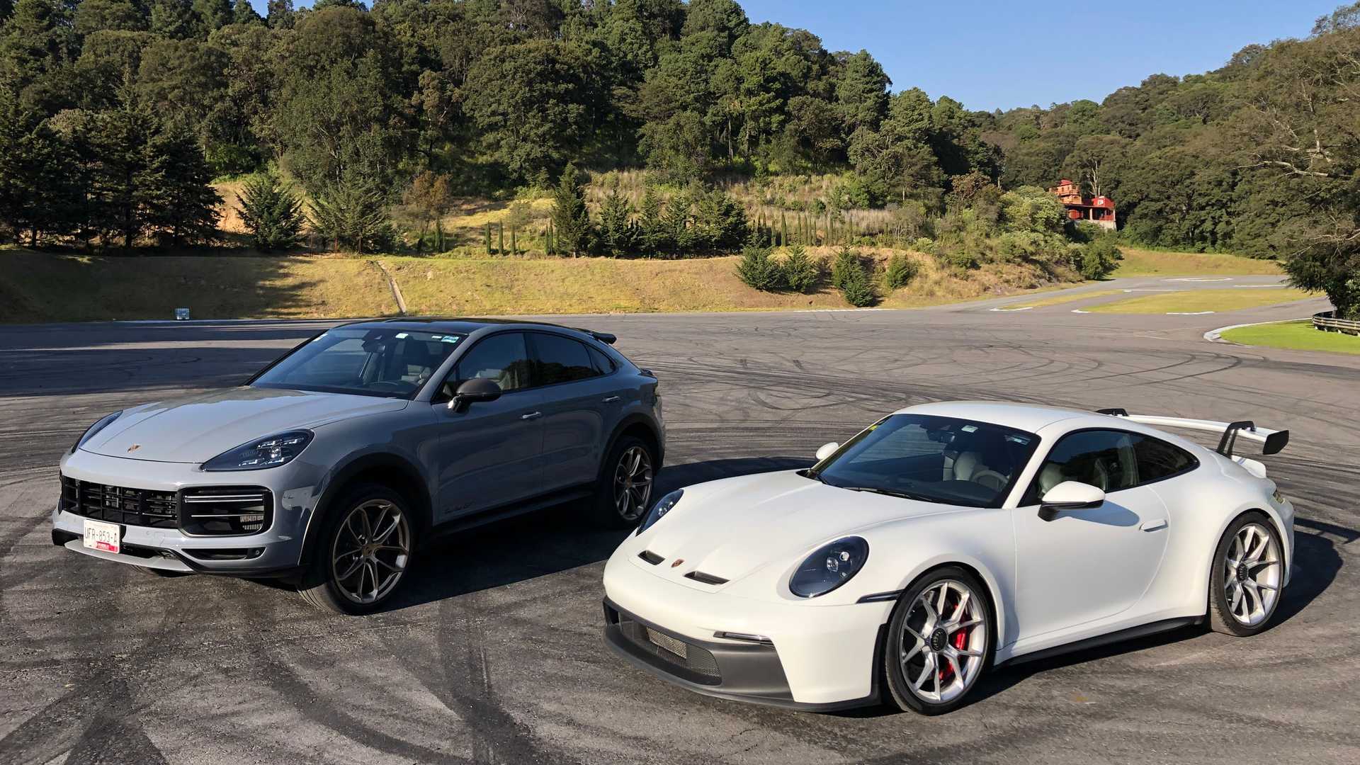 En el garage de Motor1 Porsche 911 GT3 y Cayenne Turbo GT