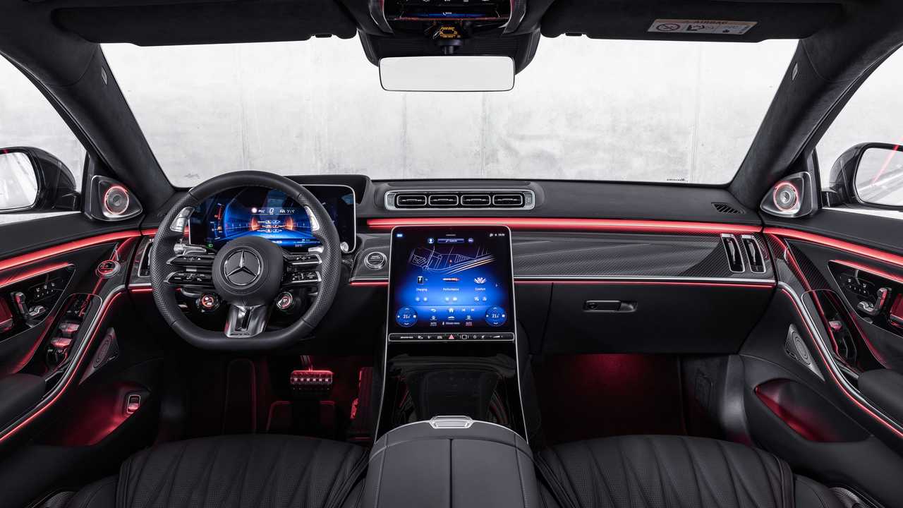 Mercedes-AMG S 63 E Performance (2023)