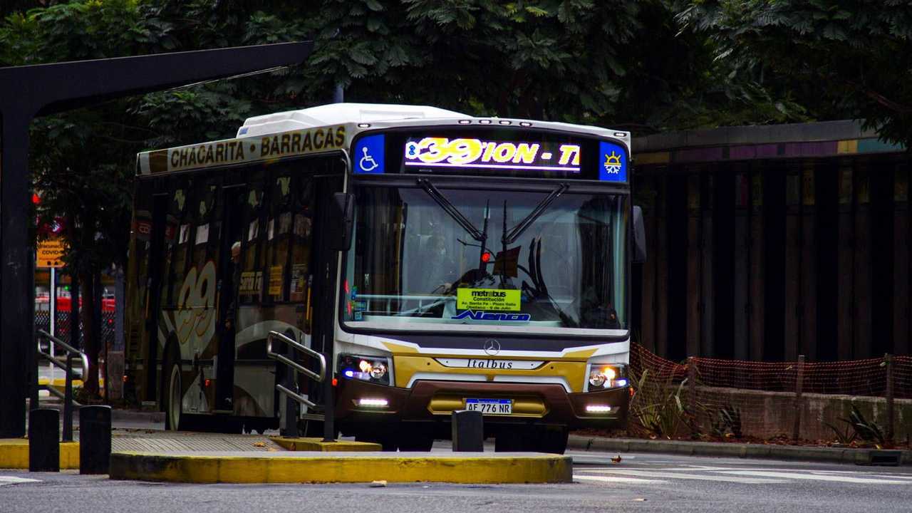 BUSES URBANOS NUEVO DISEÑO (18)