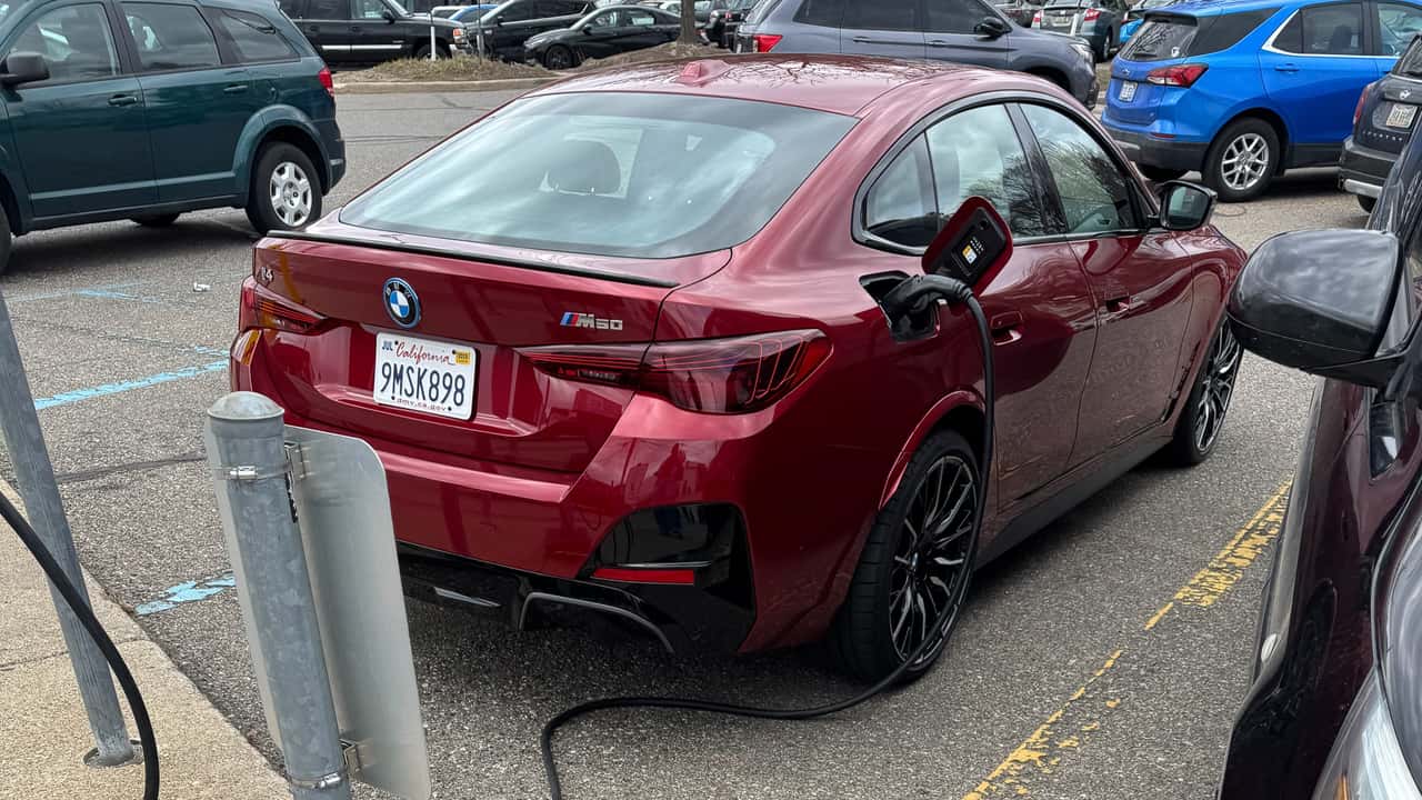 BMW i4 M50 rear parking