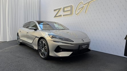 Denza Z9 GT alla Milano Design Week 2025