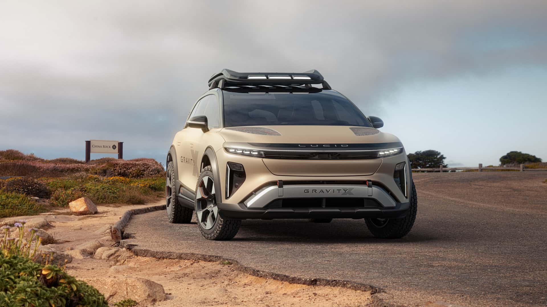 https://cdn.motor1.com/images/mgl/qkqn2q/s1/lucid-gravity-x-concept.jpg
