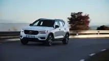 2018 Volvo XC40 D4 Momentum