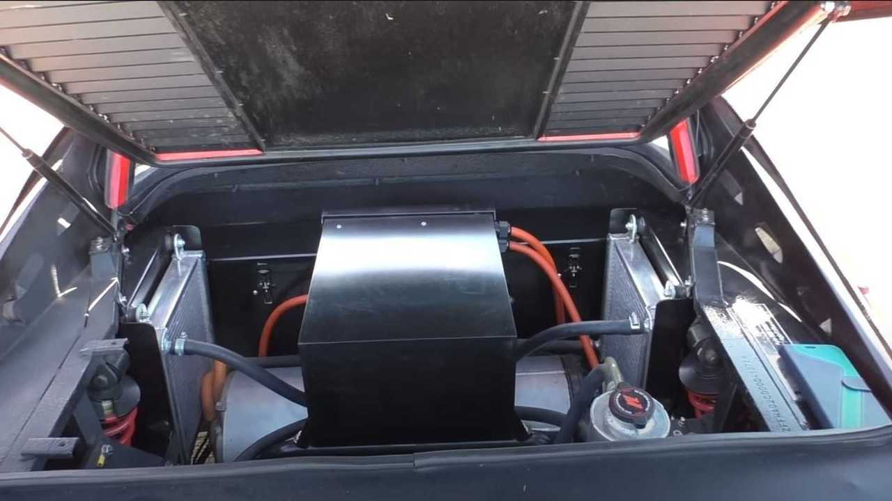 Ferrari 308 eléctrico con motor Tesla