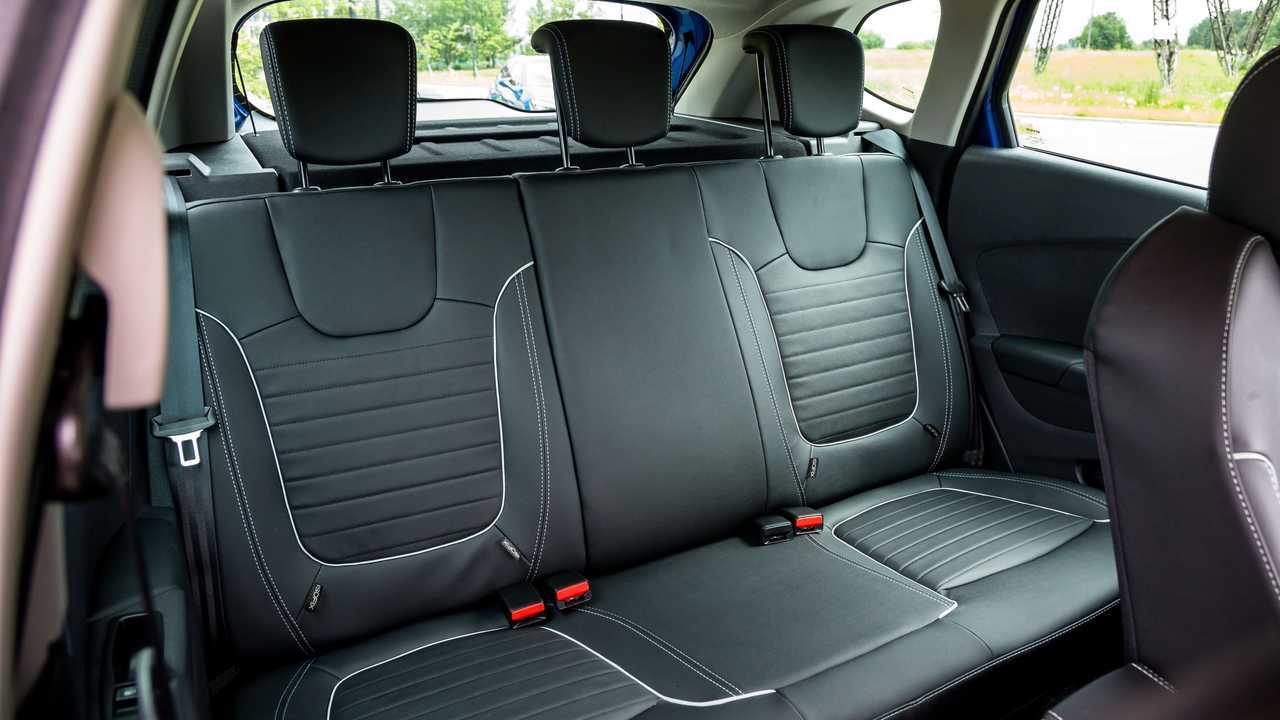 Kia XCeed, Renault Kaptur, Lexus UX