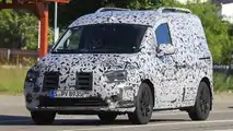 Mercedes Citan (2021) auf neuen Erlkönigbildern