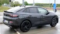 VW ID.4 GTX spy photo