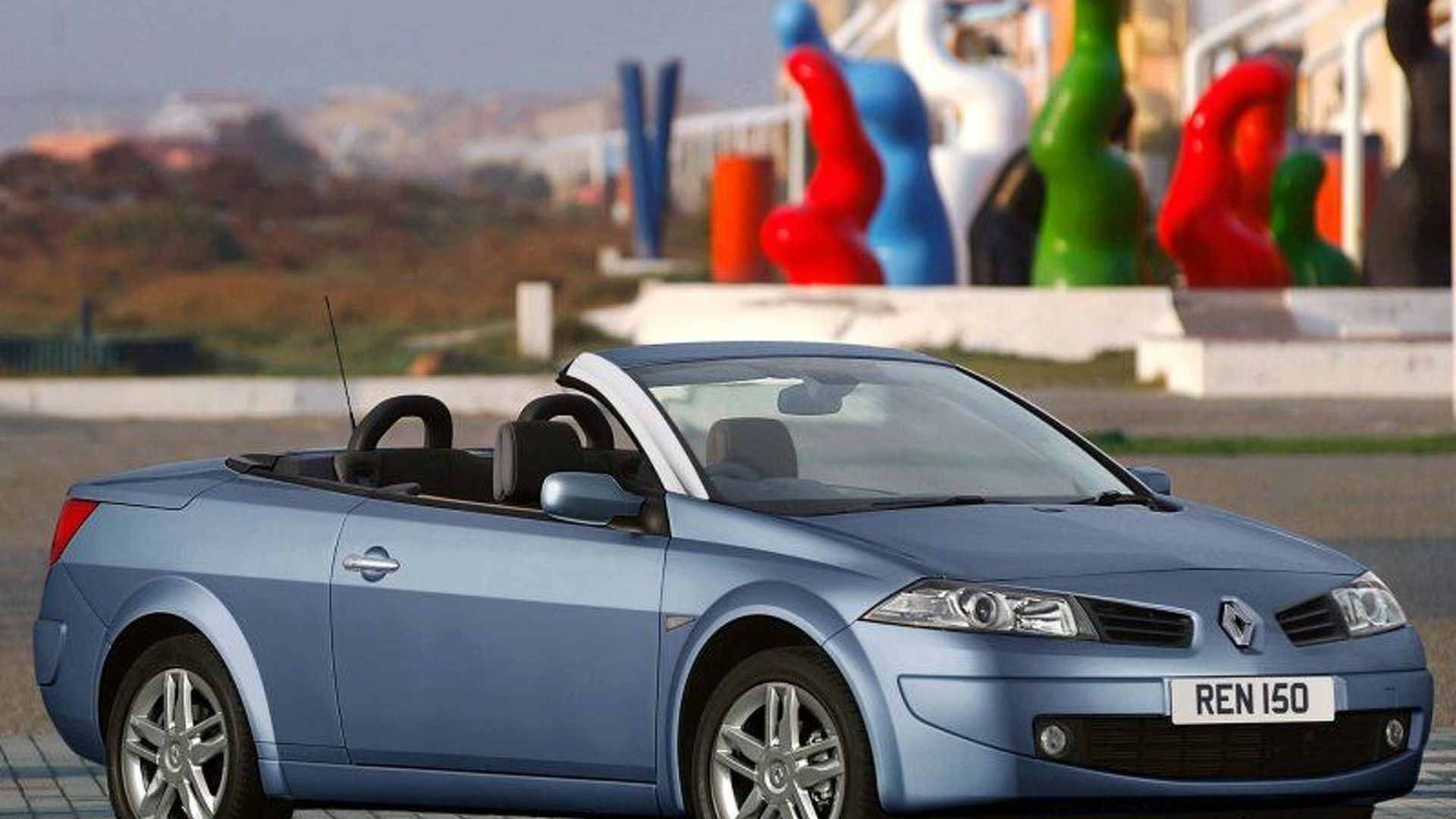 Renault Megane Coupe Cabrio Dynamique S Special Edition Uk Motor1 Com Photos
