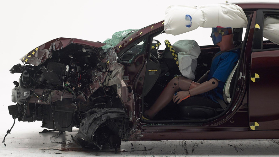 2017 Kia Forte Crash Test