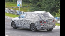SUV-Erlkönig auf der Nordschleife