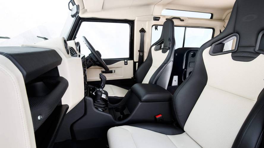 Land Rover Defender Works V8