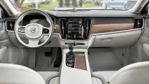 Volvo V60 für 2018 erstmals erwischt