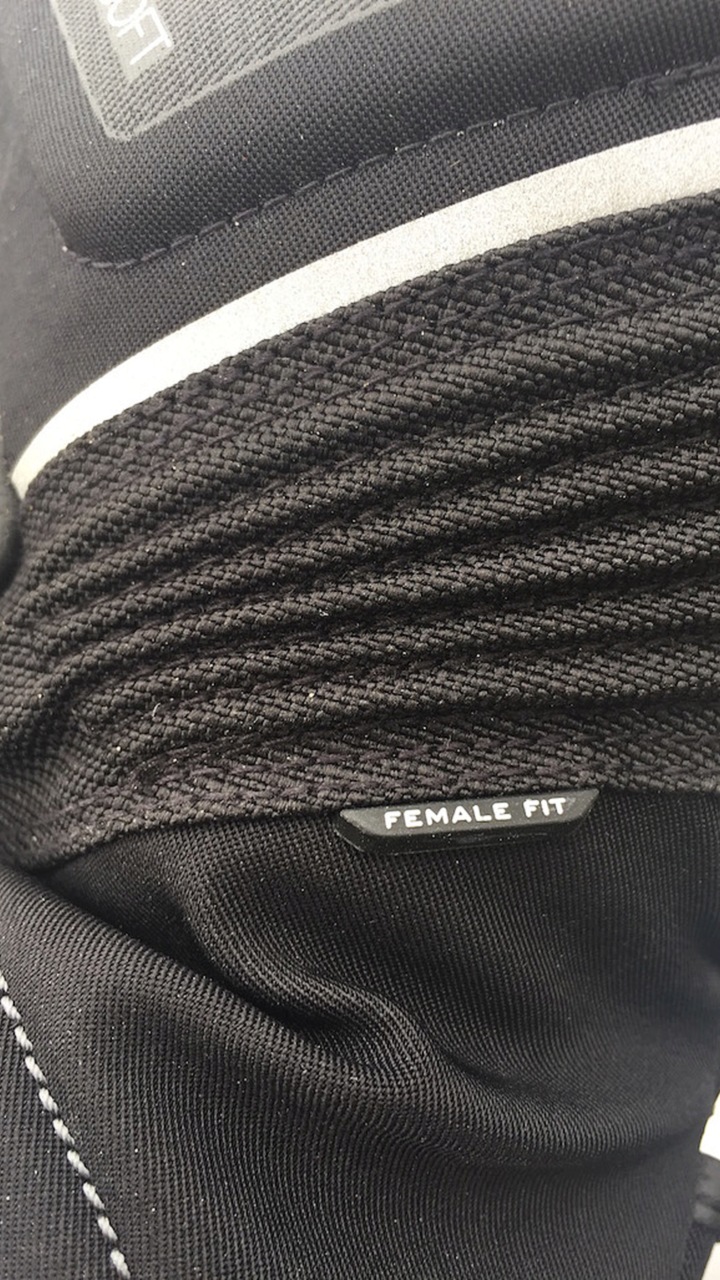 I'm all about that female fit when it comes to gloves!
