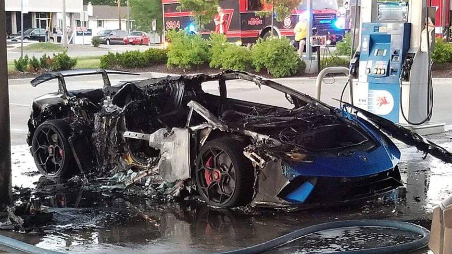 Lamborghini Huracan Performante fire