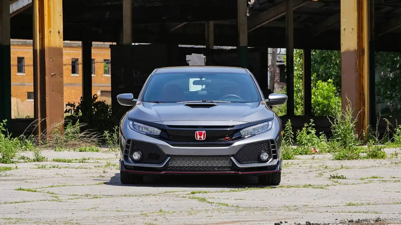Honda Civic Type R Vs Ford Focus Rs A Battle Of Philosophy