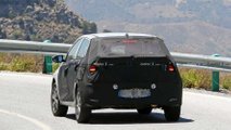 Yeni Hyundai i10 Bol Kamuflajlı Casus Fotoğrafları