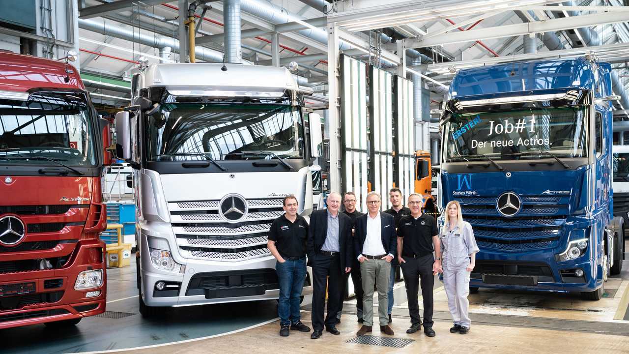 Actros 1851 LS 4x2 blu zaffiro