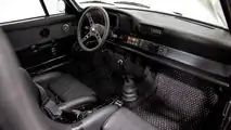 1984 Porsche 911 Carrera erhält "Safari-Behandlung"