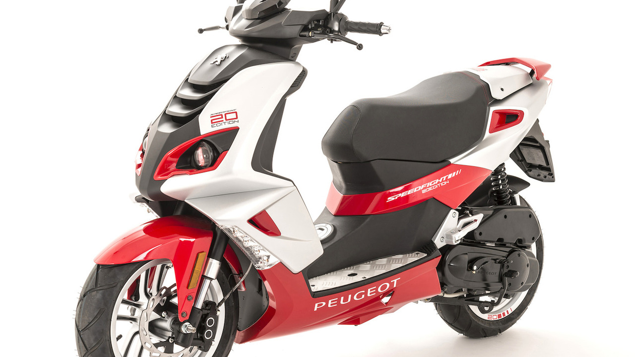 Peugeot Scooters Celebra El 20 Aniversario Del Speedfight Con Una Peugeot Scooters Celebra El 20 Aniversario Del Speedfight Con Una