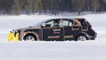 2019 Toyota Auris spy photo