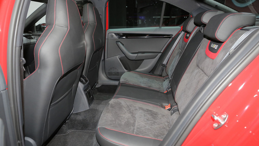 Skoda Octavia RS 245 2017