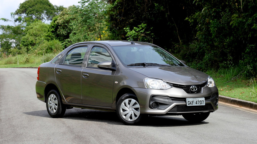 Toyota Etios Sedan AT