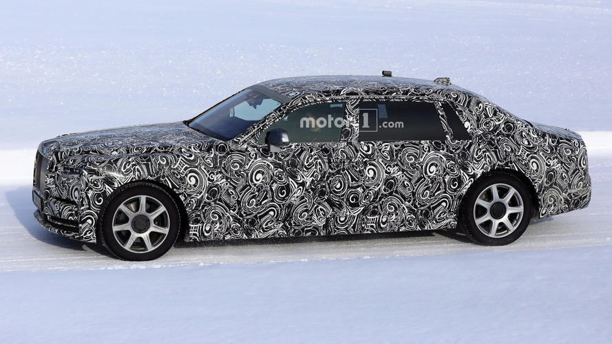 2018 Rolls-Royce Phantom Extended Wheelbase spy photo