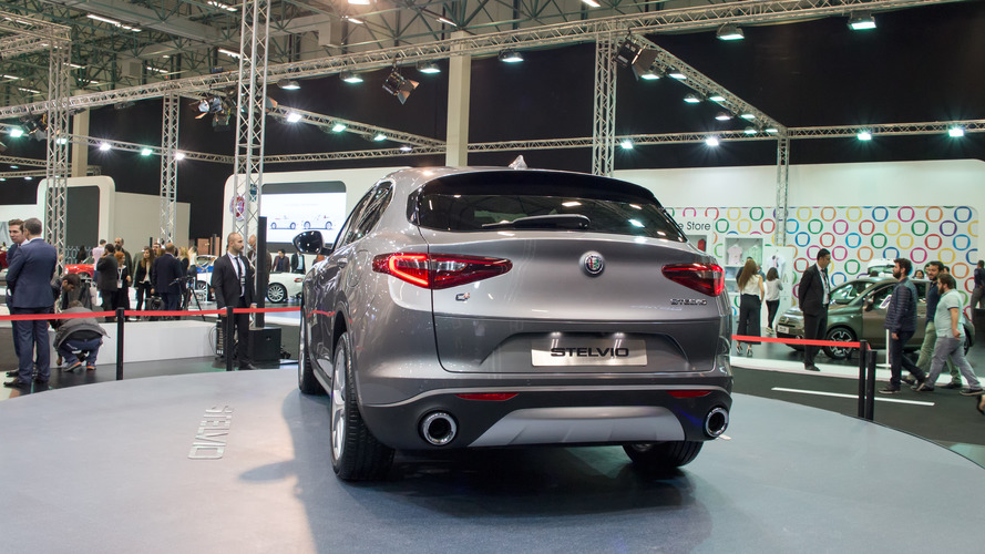 Alfa Romeo Stelvio - 2017 İstanbul Autoshow