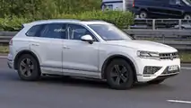 2018 VW Touareg yeni casus fotoğraflar