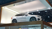 2018 Volvo XC60 - New York 2017
