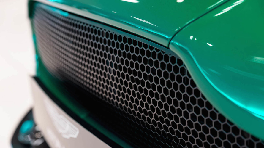 Aston Martin Vantage GT12