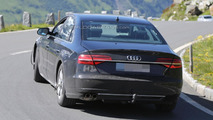 2016 Audi A8 mule spy photo