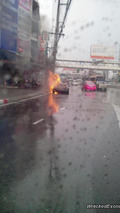 Audi R8 catches fire in Thailand