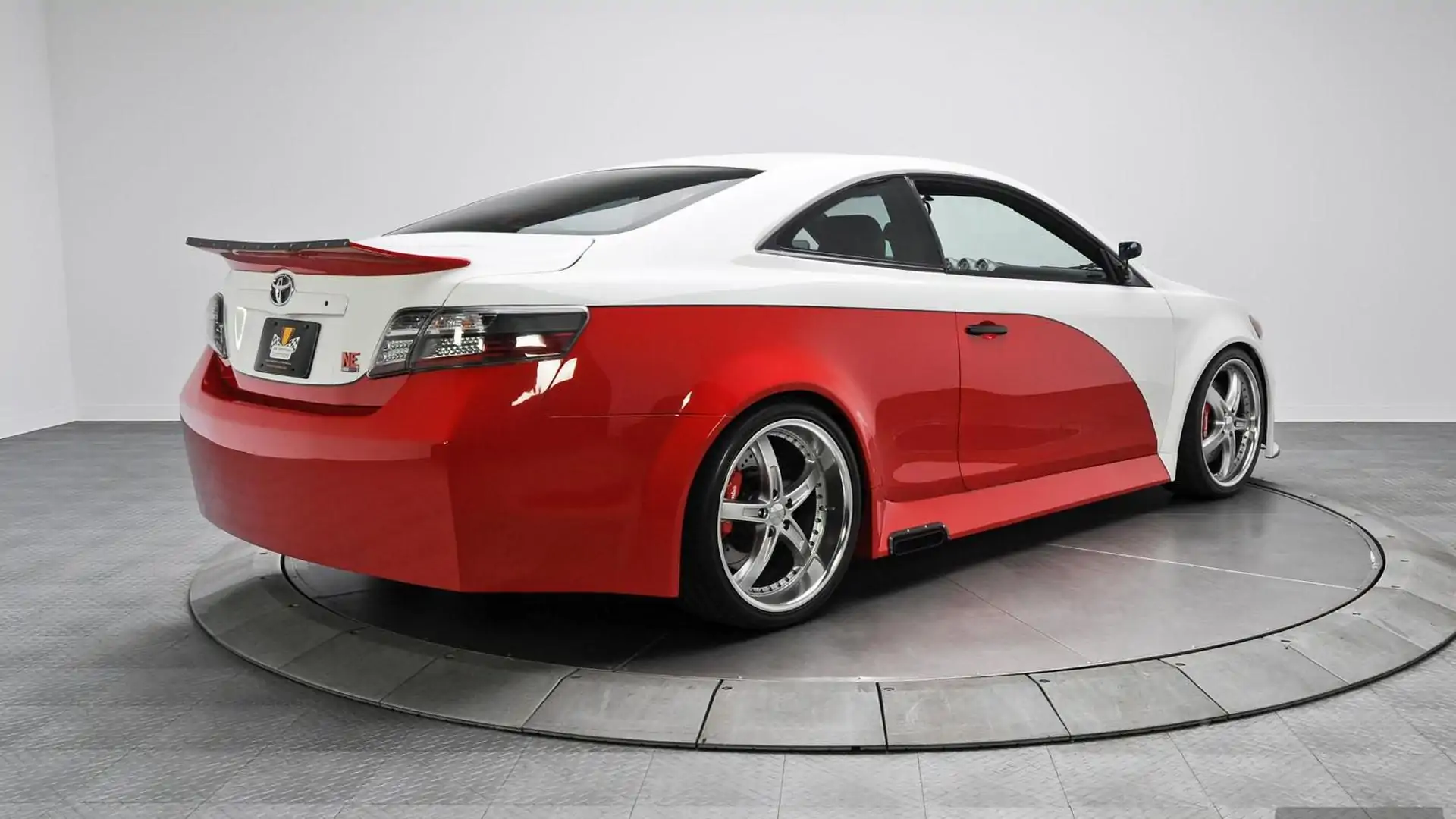 680 Bhp Toyota Camry Nascar Edition Going Up For Auction